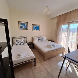 Pensiune Akrogiali, Nea Michaniona